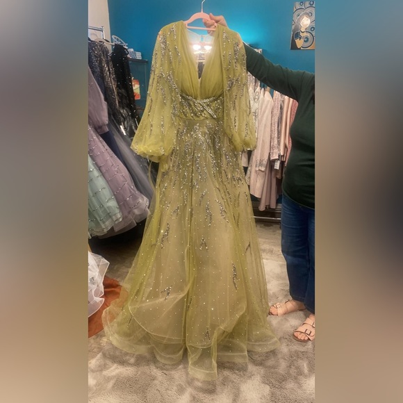 Dresses & Skirts - Green bridal shower/prom dress